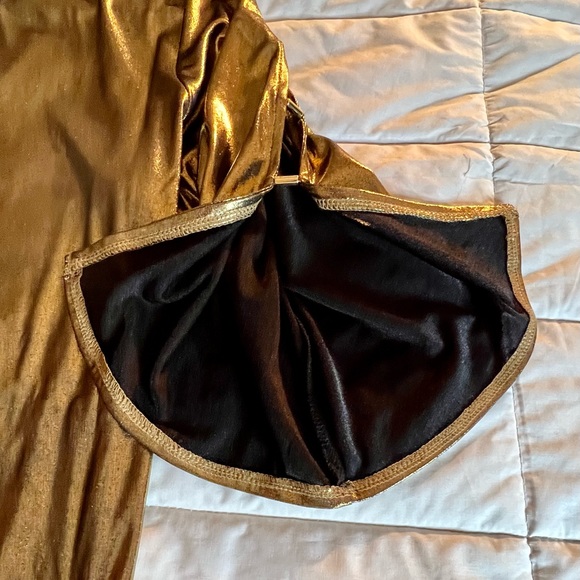 NWT MICHAEL Michael Kors gold shimmering blouse with black lining. Very pretty! - Picture 10 of 10